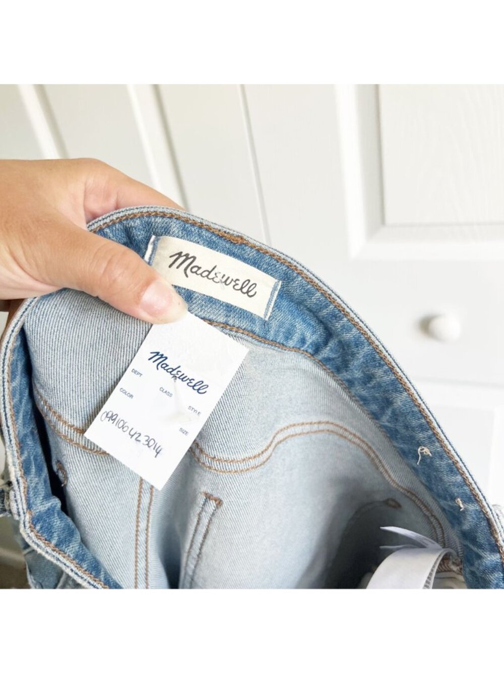Madewell The Perfect Vintage Denman Wash Distressed Jeans Women's Size 28 - Picture 12 of 12